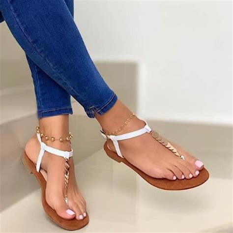 girl sandal photos 2020